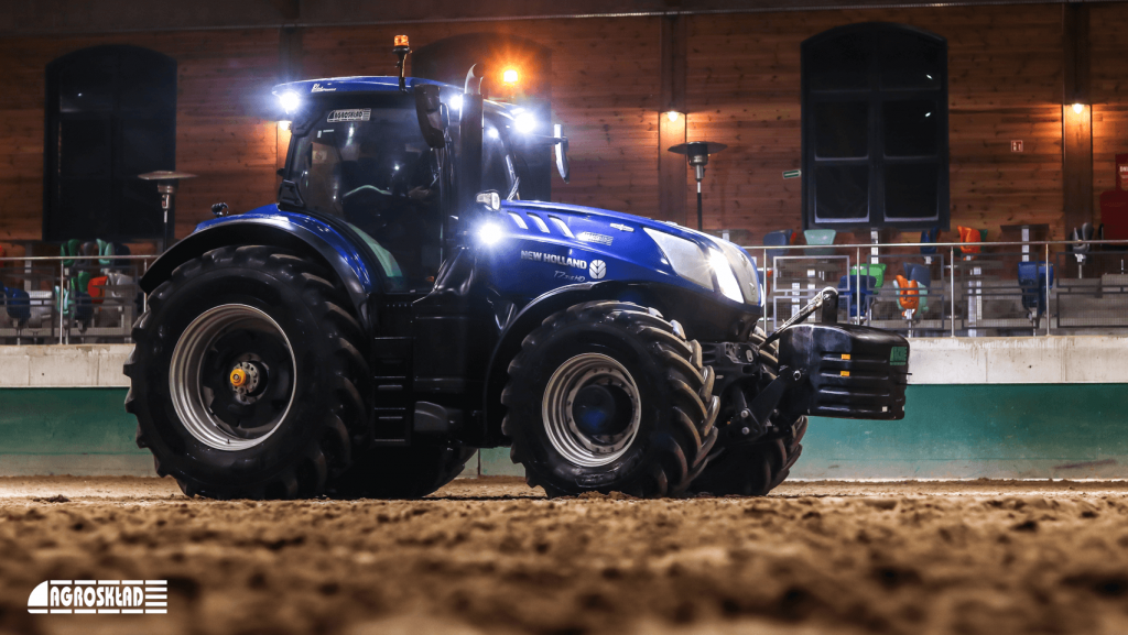 ciagnik_t7hd_newholland