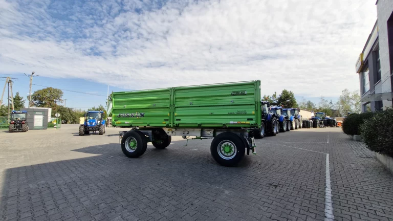 przyczepa_tetra_cap_bok