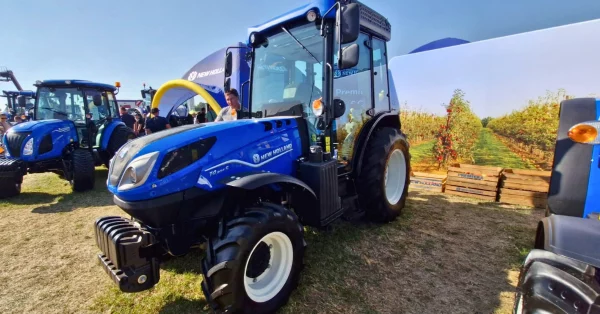 ciagnik_t4f_sadowniczy